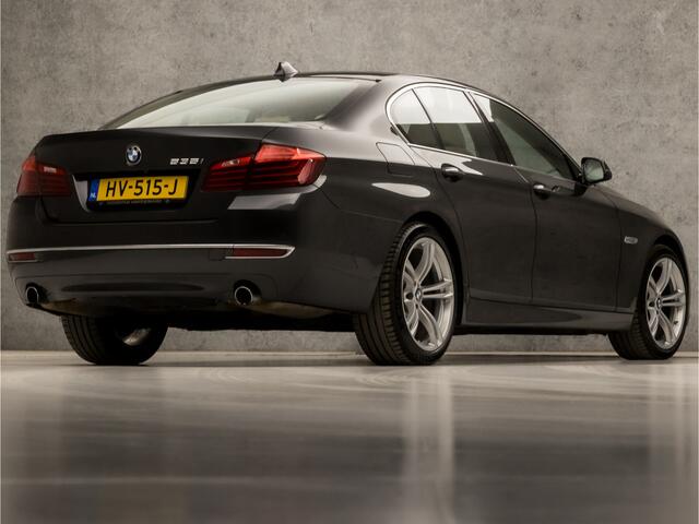 BMW 5-SERIE 535i High Executive 306Pk Automaat (VIRTUAL COCKPIT, 6 CILINDER, GROOT NAVI, MEMORY SEATS, LEDER, STOELVERWARMING, CAMERA, HARMAN/KARDON, XENON, NIEUWE APK, NIEUWSTAAT)