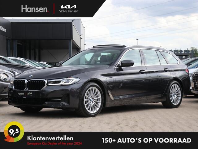 BMW 5-SERIE 530e High Executive I Pano I Trekhaak I Leder I HarmanKardon
