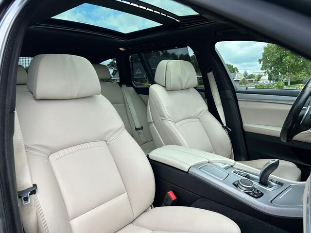 BMW 5-SERIE Touring 520i High Executive M-Pakket / Panoramadak VOL!