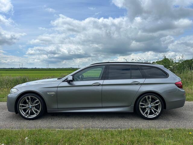 BMW 5-SERIE Touring 520i High Executive M-Pakket / Panoramadak VOL!
