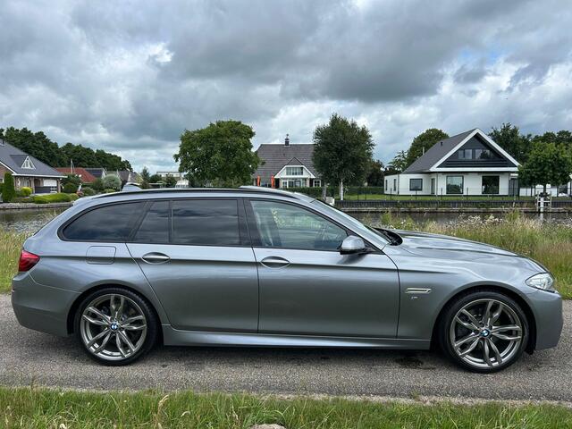 BMW 5-SERIE Touring 520i High Executive M-Pakket / Panoramadak VOL!
