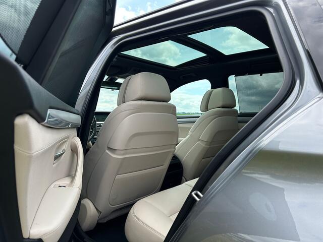 BMW 5-SERIE Touring 520i High Executive M-Pakket / Panoramadak VOL!