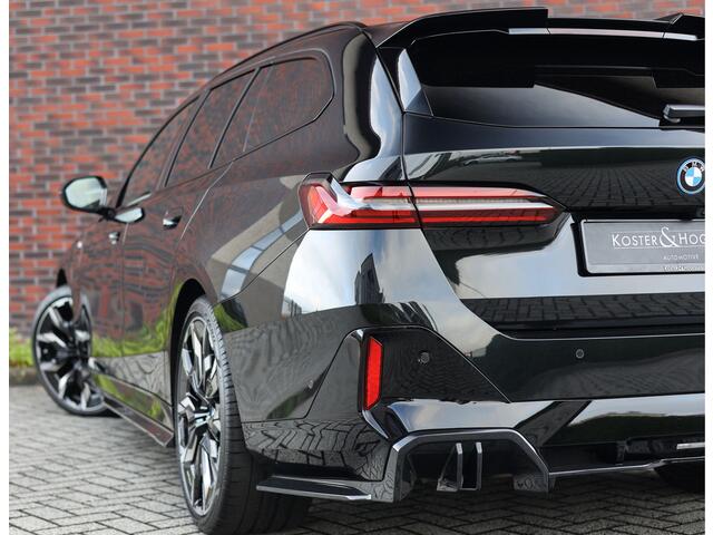 BMW 5-SERIE Touring 530e | M Performance - Trekhaak - Harman/Kardon