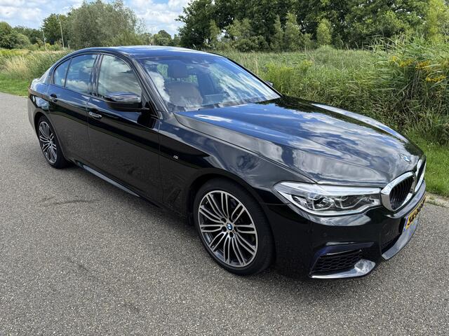 BMW 5-SERIE 520i High Executive M Sportpakket