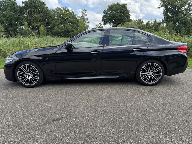 BMW 5-SERIE 520i High Executive M Sportpakket