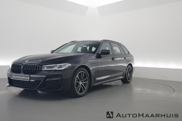 BMW 5-SERIE Touring 530e M Sport | HUD | Laser LED | Camera | Leder | Keyless | Stoelverw. | Apple CarPlay