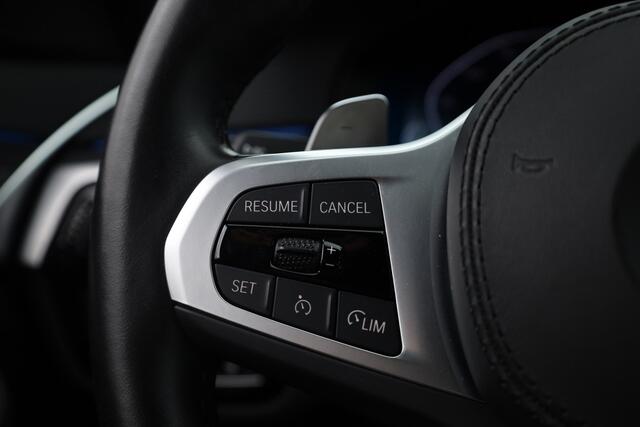 BMW 5-SERIE Touring 530e M Sport | HUD | Laser LED | Camera | Leder | Keyless | Stoelverw. | Apple CarPlay