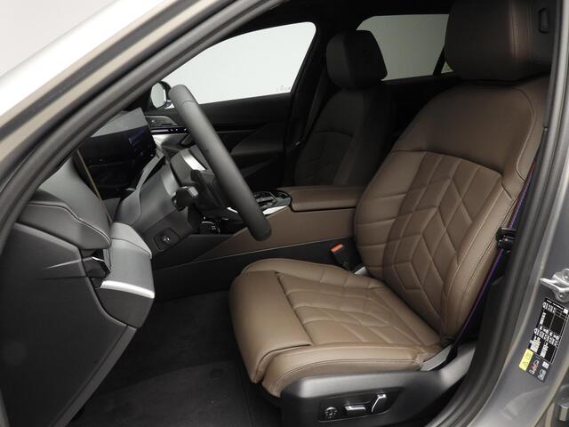 BMW 5-SERIE Touring 530e | M-Sportpakket | LED | Leder | HUD | Schuifdak | Trekhaak | Comfortzetels | DAB | Bowers & Wilkins sound | Alu 20 inch