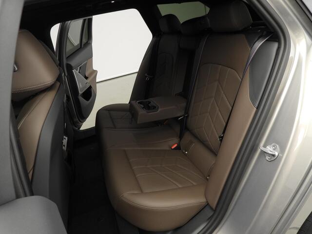 BMW 5-SERIE Touring 530e | M-Sportpakket | LED | Leder | HUD | Schuifdak | Trekhaak | Comfortzetels | DAB | Bowers & Wilkins sound | Alu 20 inch