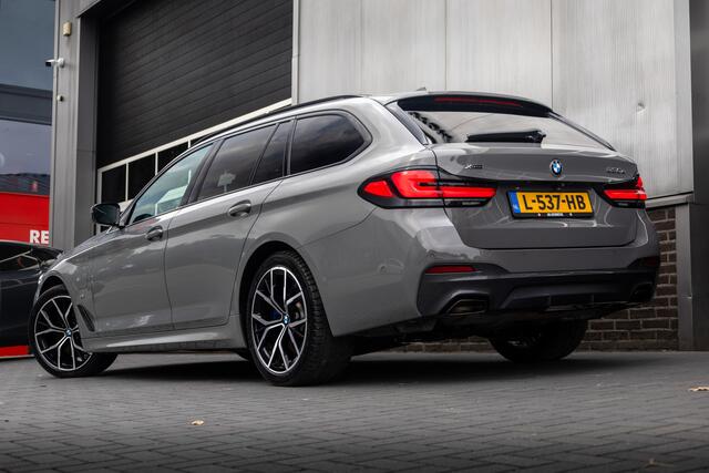 BMW 5-SERIE Touring 530e xDrive Business Edition Plus M-Sportpakket / BTW-Auto/ 1e-Eigenaar/ Pano-Dak/ Head-Up/ Laser/ Keyless/ Adap.Cruise/ Apple-Carplay/ 19'' LMV