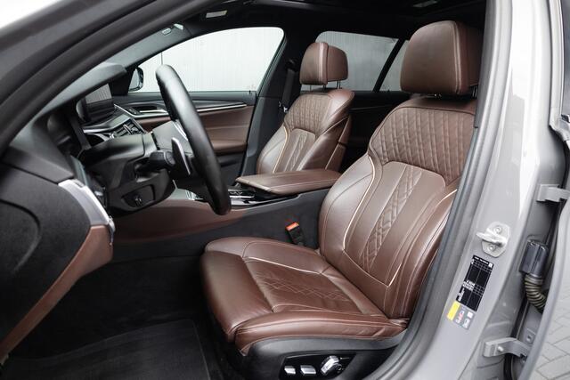 BMW 5-SERIE Touring 530e xDrive Business Edition Plus M-Sportpakket / BTW-Auto/ 1e-Eigenaar/ Pano-Dak/ Head-Up/ Laser/ Keyless/ Adap.Cruise/ Apple-Carplay/ 19'' LMV