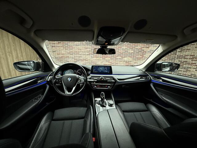 BMW 5-SERIE 530i Sportline High Executive Sfeer|Camera|Navi