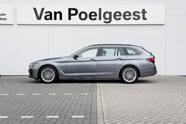 BMW 5-SERIE Touring 520e Business Edition Plus Comfortstoelen | Laserlicht | Trekhaak | Leder | Summer Sale 50
