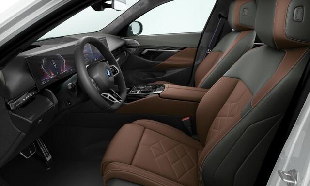 BMW 5-SERIE Touring 550e xDrive | M sportpakket pro | Individual lak | Innovation Pack | Trekhaak