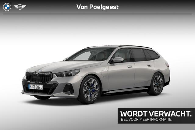 BMW 5-SERIE Touring 530e Innovation Pack M Sportpakket Pro Aut. - Verwacht: Juli 2025