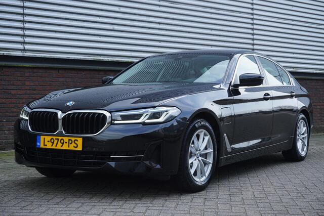 BMW 5-SERIE 530e Business Edition Plus/Laser LED/Leer/ Comfortstoelen/Origineel Nederlands.