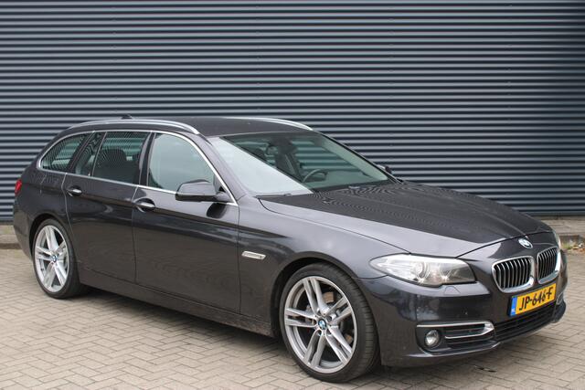 BMW 5-SERIE Touring 520i Luxury Edition