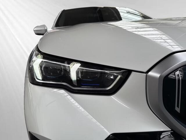 BMW 5-SERIE Touring 520iA M-SPORT ** ADAPT. LED, LEDER, PANORAMA, TREKH, H&K SOUND, DR. ASS+ ** 1e EIG - UNFALLFREI ** ** INFORMEER OOK NAAR ONZE AANTREKKELIJKE FINANCIAL-LEASE TARIEVEN **