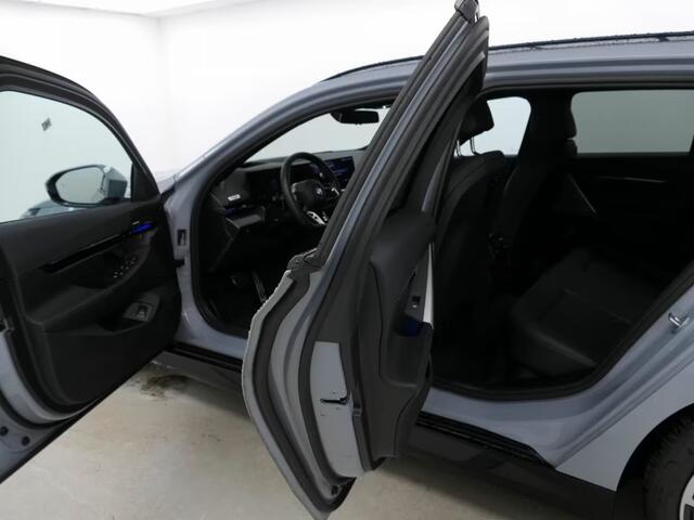 BMW 5-SERIE Touring 520iA M-SPORT ** ADAPT. LED, LEDER, PANORAMA, TREKH, H&K SOUND, DR. ASS+ ** 1e EIG - UNFALLFREI ** ** INFORMEER OOK NAAR ONZE AANTREKKELIJKE FINANCIAL-LEASE TARIEVEN **
