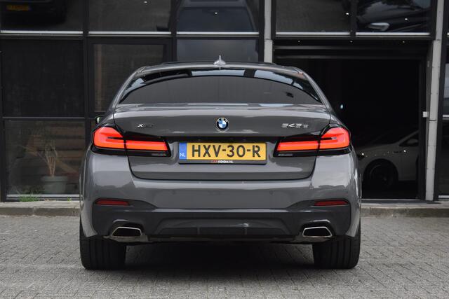BMW 5-SERIE 545e xDrive High Executive M Sport Pano HUD Camera Stuurvw