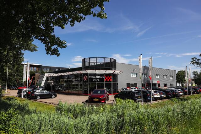 BMW 5-SERIE Touring 530i 252 PK High Executive ? Leder ? Pano ? Keyless