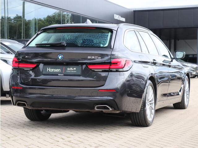 BMW 5-SERIE 530e xDrive High Executive I Leder I Keyless I Dodehoekdetectie