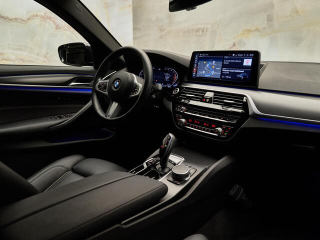 BMW 5-SERIE Limousine 520i M Sport, NL-auto, 19", HiFi, LED-kopl., camera, privacy