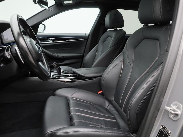 BMW 5-SERIE Touring 520e Executive M-Sport | PANO | CAMERA | STOELVERW. | TREKHAAK