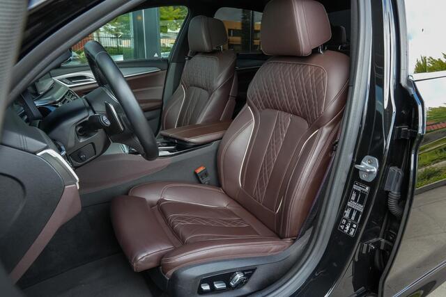 BMW 5-SERIE 540i xDrive 340pk High Executive |M-sportpakket|dealer onderhouden|schuif/kanteldak|Harman&Kardon|HUD|Apple Carplay|luxe lederen bekleding|360 camera|clima control|stoelverwarming|