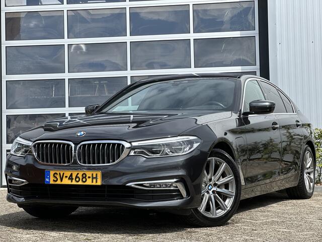 BMW 5-SERIE 530e iPerformance High Executive 297pk | Adaptief demping systeem | Dab | Elektrisch bedienbare achterklep met sensorsturing | LED koplampen | Lichtmetalen velgen 18" | Stuur verwarmd | Zeer complete 5-serie!