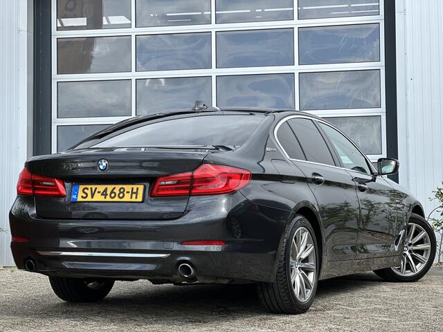 BMW 5-SERIE 530e iPerformance High Executive 297pk | Adaptief demping systeem | Dab | Elektrisch bedienbare achterklep met sensorsturing | LED koplampen | Lichtmetalen velgen 18" | Stuur verwarmd | Zeer complete 5-serie!