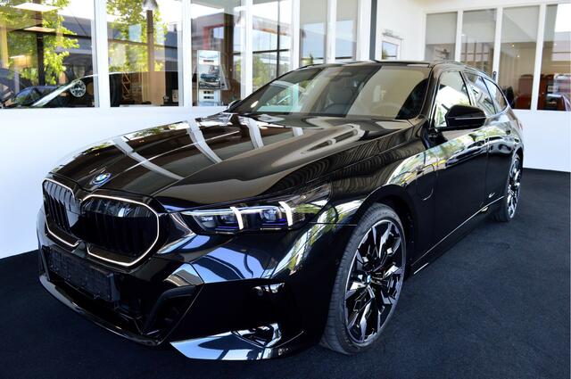 BMW 5-SERIE Touring 550e xDrive Hybride M-Sportedition | G61 Vol !!