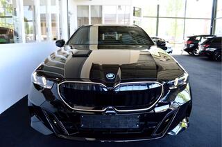 bmw-5-serie-touring-550e-xdrive-hyb
