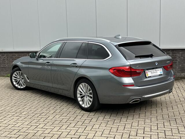 BMW 5-SERIE Touring 540i xDrive | Luxery-line | Panorama | Interesse, Proefrit? Bel of app met: 06-24 28 28 42