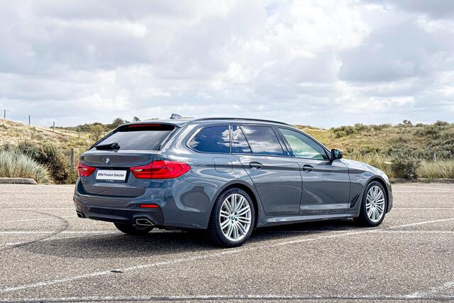 BMW 5-SERIE Touring 530i High Executive | M Sport | Glazen Panoramadak | Stoelventilatie | Harman Kardon | Headup Display |