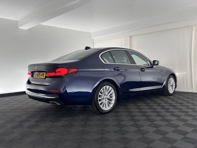 BMW 5-SERIE 540i xDrive High Executive Edition Aut. *PANO | LUXURY-LEATHER | LASER-LIGHT | BOWERS&WILKINS | MEMORY-PACK | HEATED-COMFORTSEATS | DIGI-COCKPIT | NAVI-FULLMAP | ECC | PDC | CRUISE | 18''ALU*