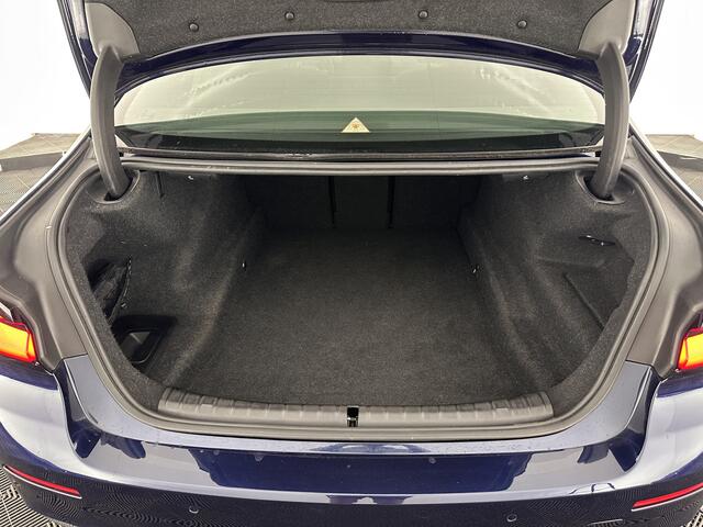 BMW 5-SERIE 540i xDrive High Executive Edition Aut. *PANO | LUXURY-LEATHER | LASER-LIGHT | BOWERS&WILKINS | MEMORY-PACK | HEATED-COMFORTSEATS | DIGI-COCKPIT | NAVI-FULLMAP | ECC | PDC | CRUISE | 18''ALU*