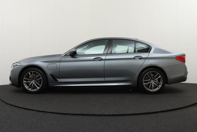 BMW 5-SERIE 530e PHEV M-Sport Leder-Sportstoelen Memory 18'LMV Carplay