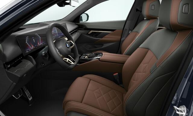 BMW 5-SERIE 520i M-Sport - Pano - Driving Ass Plus - Harman Kardon - Stoelventilatie