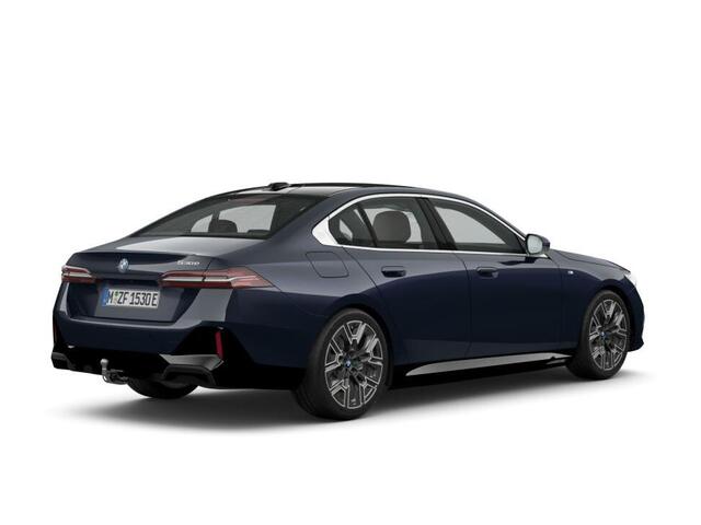 BMW 5-SERIE 530e Sedan | M Sport Edition | M Sportpakket | Innovation Pack | Travel Pack | Comfort Pack