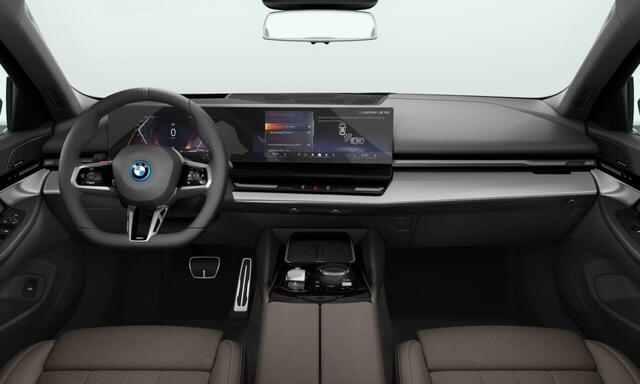 BMW 5-SERIE 530e Sedan | M Sport Edition | M Sportpakket | Innovation Pack | Travel Pack | Comfort Pack