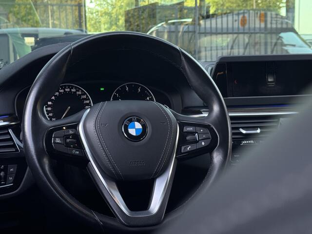 BMW 5-SERIE Touring 520d High Executive Dealer Onderhouden | Lederen Stoelen | Elektrische Stoelen