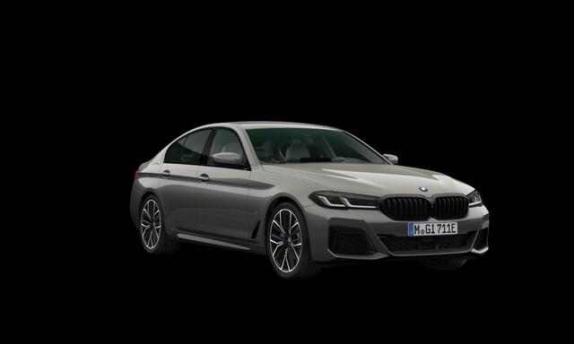 BMW 5-SERIE 545e xDrive M Sport, H/K, HUD, memory, LED-kopl., keyless, privacy, dealeroh