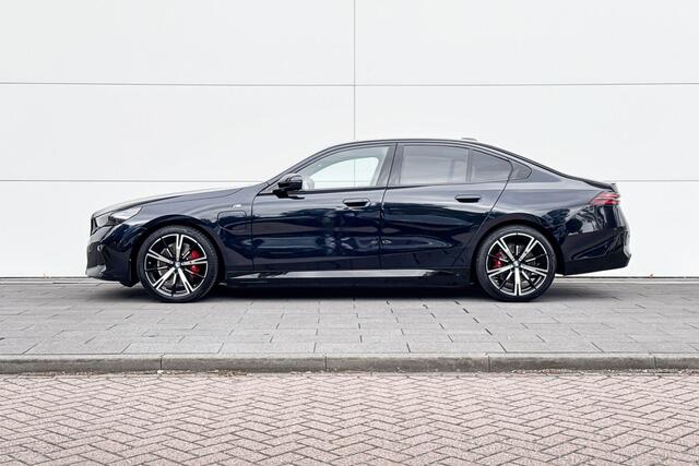 BMW 5-SERIE Sedan 530e M Sport Edition | M Sport Pro | Travel Pack | Comfort Pack
