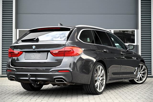 BMW 5-SERIE Touring 540i xDrive 340 PK / M-SPORT / PANO / HUD / LEDER / MEMORY / CAMERA / LED / TREKHAAK