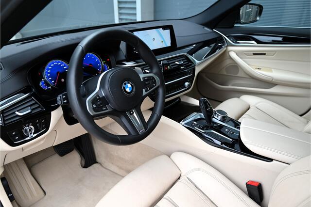 BMW 5-SERIE Touring 540i xDrive 340 PK / M-SPORT / PANO / HUD / LEDER / MEMORY / CAMERA / LED / TREKHAAK