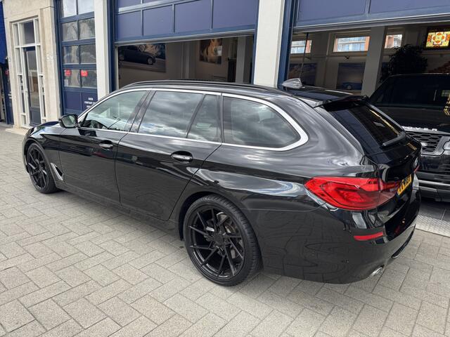 BMW 5-SERIE Touring 530d High Executive PANORAMA/ACC/ECC/HEAD-UP