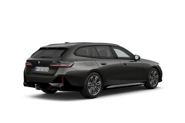 BMW 5-SERIE Touring 520i | M Sport | Comfort Pack | Trekhaak