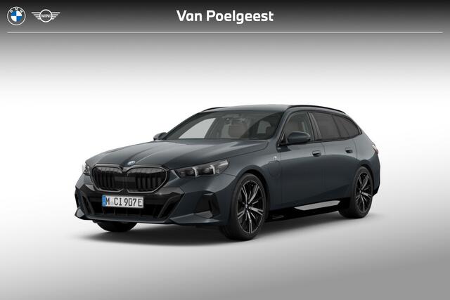 BMW 5-SERIE Touring 530e M Sport Edition | M Sport Pro | Innovation Pack | Travel Pack | Comfort Pack | Trekhaak