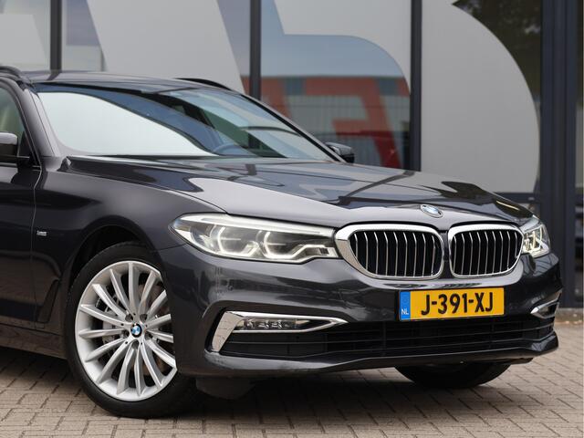 BMW 5-SERIE Touring 540i xDrive 340 PK HE Luxury Line | Pano | Comfortstoelen | HUD | Leder | Sfeerverlichting |